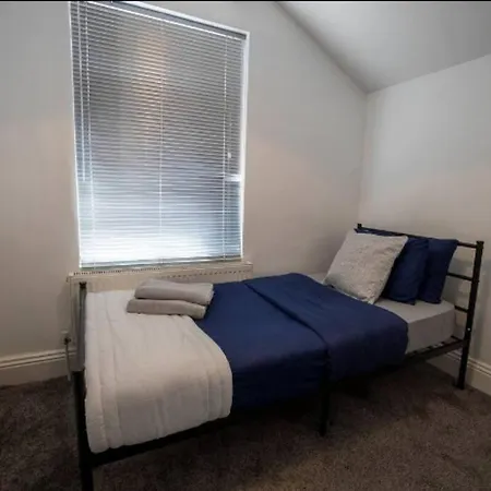 Holiday home Abingdon House Workstays Uk *